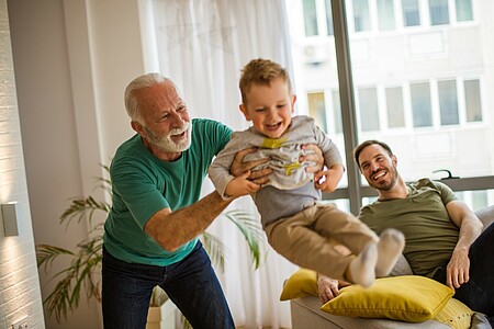 Option mit Vorteilen: die eigene Immobilie an das Kind verkaufen